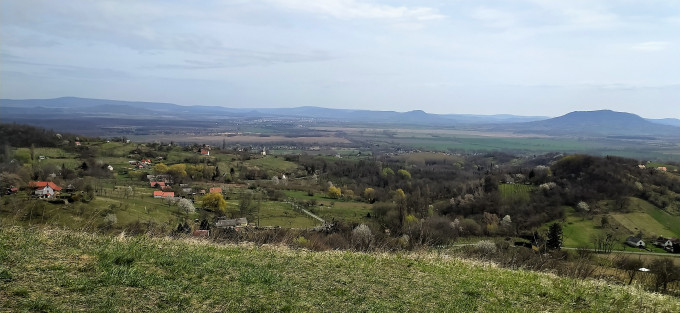 Lesenceistvánd fölött a szőlőhegyen. Fotó: Judák Ambrus